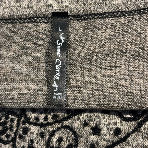 Sweet Clarity Gray Reindeer Beaded Top L Women’s Holiday Christmas Made in USA - Picture 4 of 8